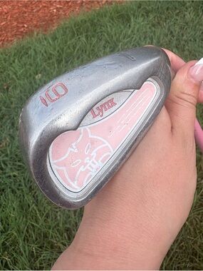 Lynx 9 iron